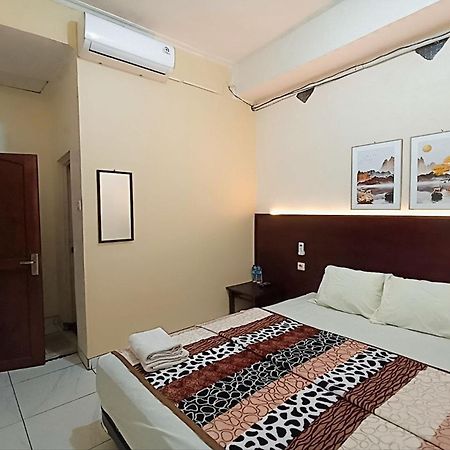 Hotel Bintang Malang Kültér fotó