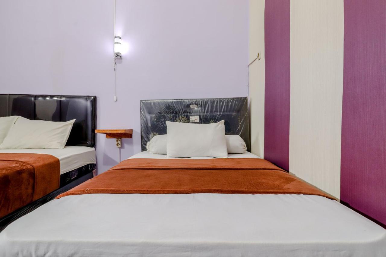 Hotel Bintang Malang Kültér fotó