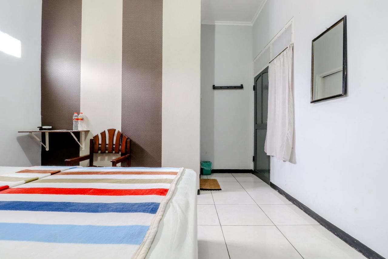 Hotel Bintang Malang Kültér fotó