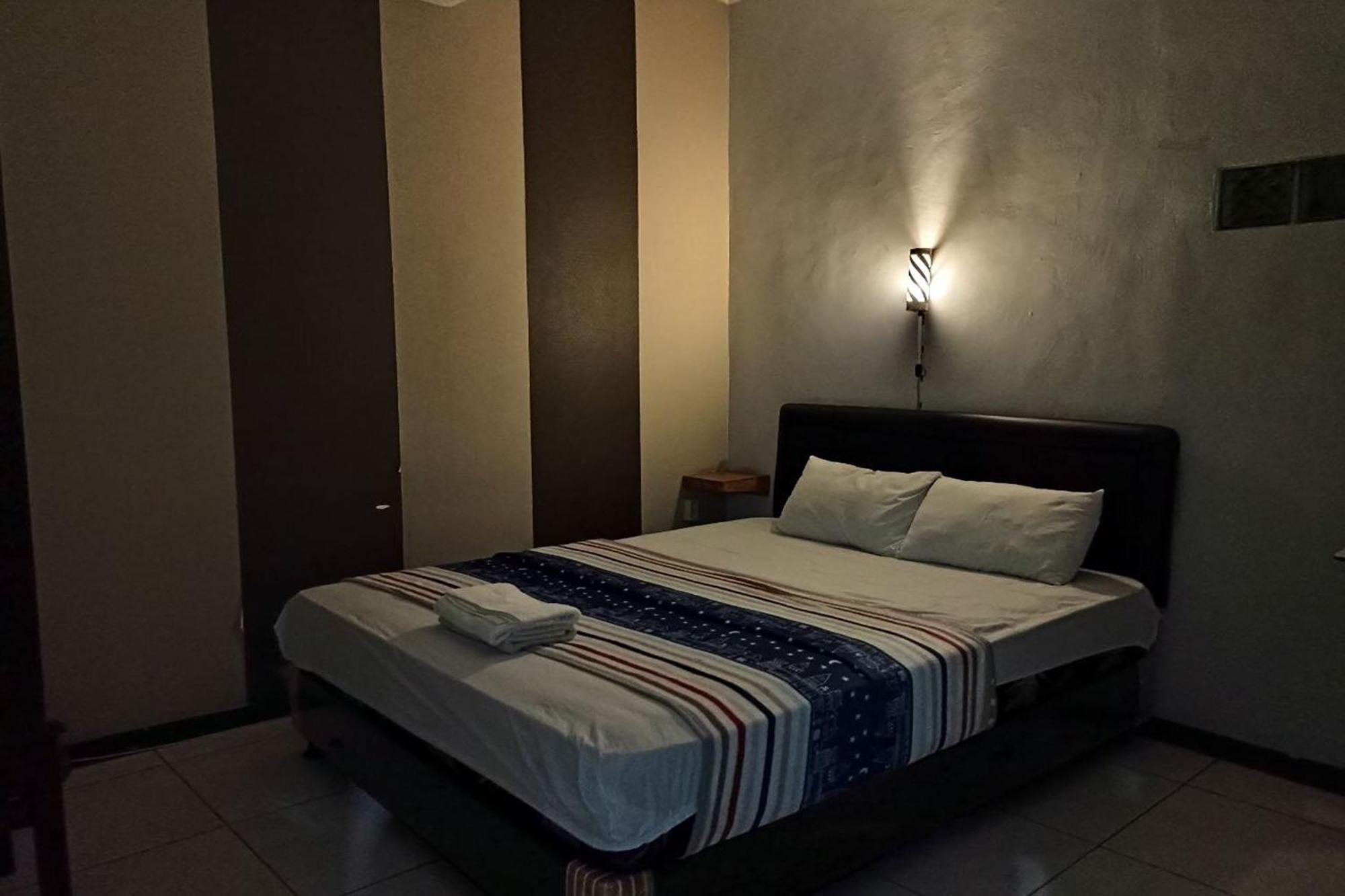 Hotel Bintang Malang Kültér fotó